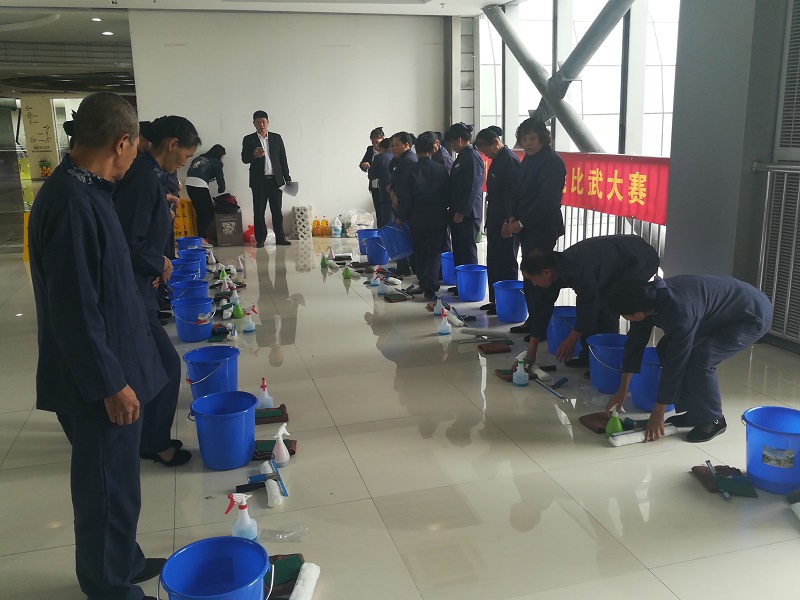 廈門(mén)孔雀河寒冬練兵,駐場(chǎng)保潔技能大比武