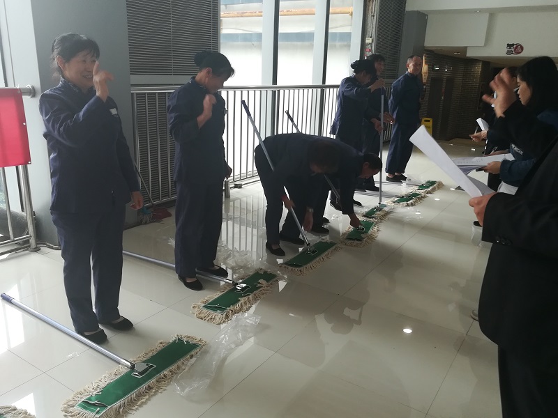 廈門(mén)孔雀河寒冬練兵,駐場(chǎng)保潔技能大比武